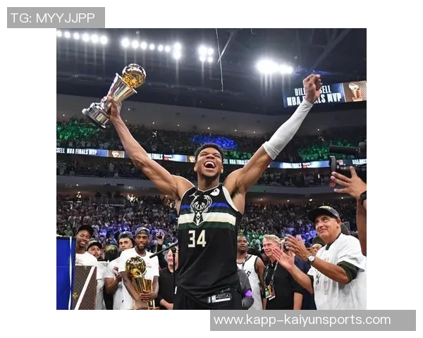 库里回应未询问邓利维字母哥转会传闻最终无人成功引进 库里回应未询问邓利维字母哥转会传闻最终无人成功引进