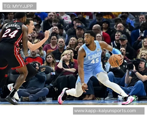 阿德巴约表现出色却难救主15投9中贡献24分15篮板3助攻2抢断2盖帽