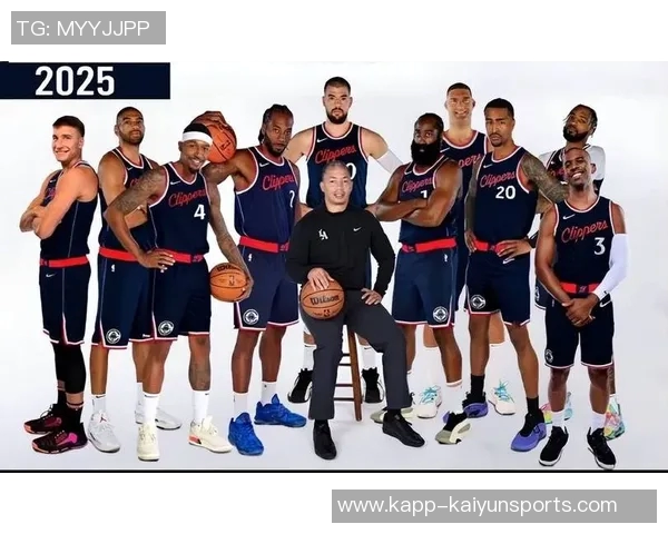 库兹马重返洛杉矶引发热议快船曾是其潜在选择 库兹马重返洛杉矶引发热议快船曾是其潜在选择